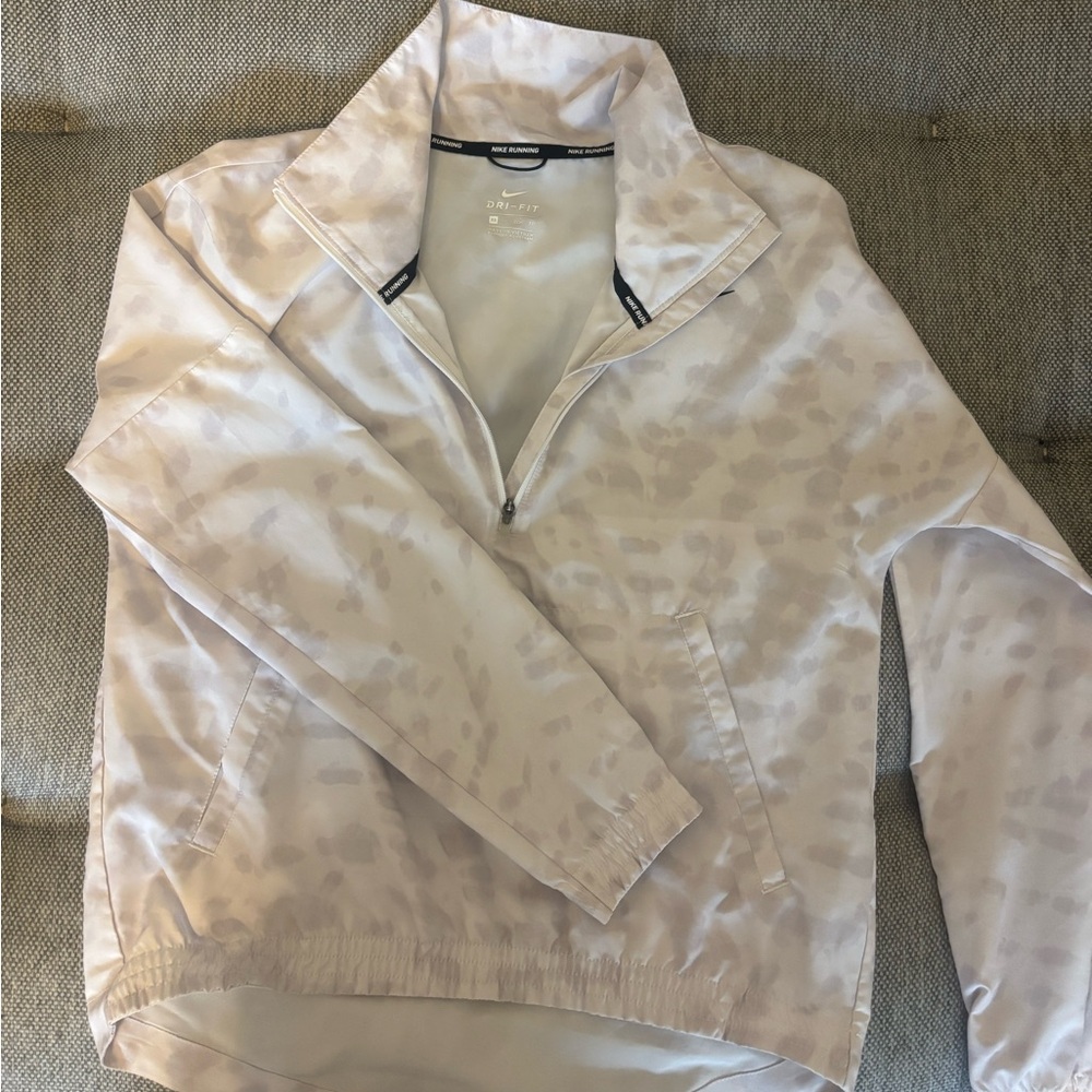 Nike Women’s Windbreaker